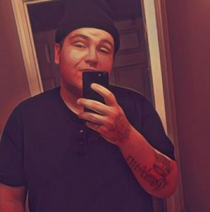 Meet your Posher, Ethan